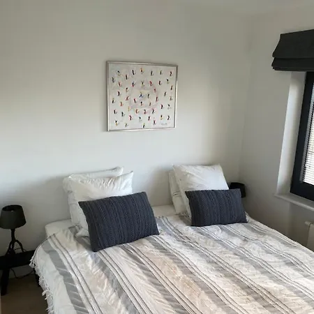 - Lovely 3 Bedrooms In The Center Διαμέρισμα Knokke-Heist
